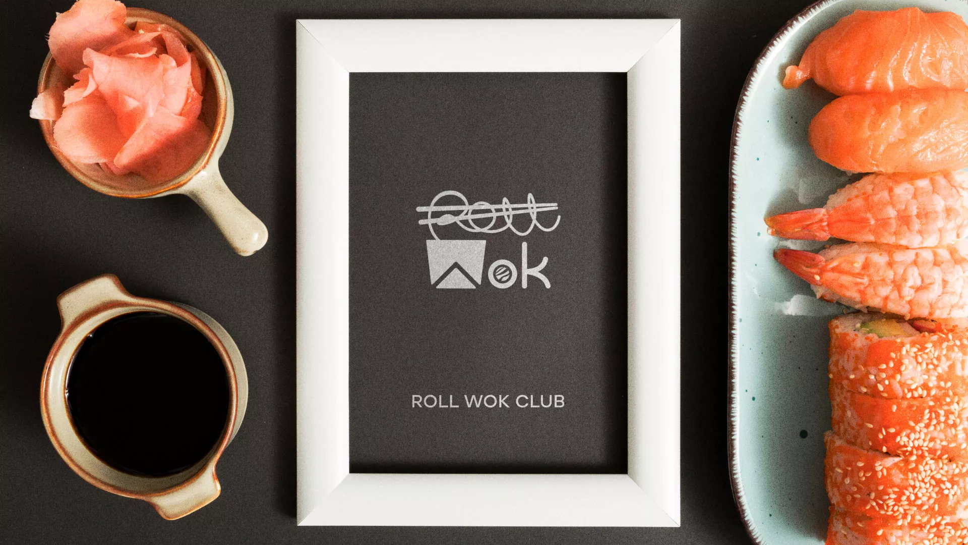 Разработка логотипа суши-бара «Roll Wok Club» в Вельске
